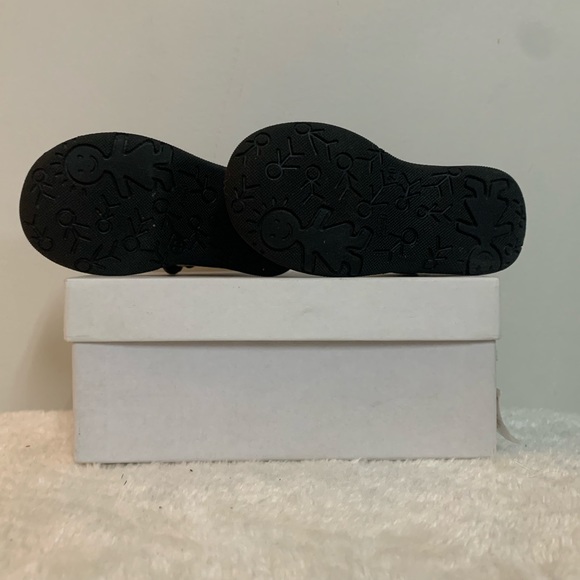 Browns Patent Leather Walker - Picture 7 of 8